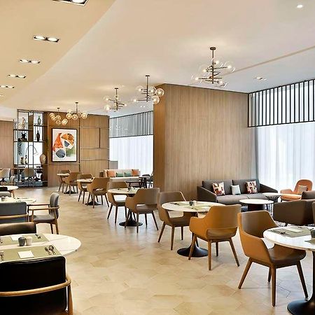 Hilton Garden Inn Dubai Business Bay Restaurant bilde